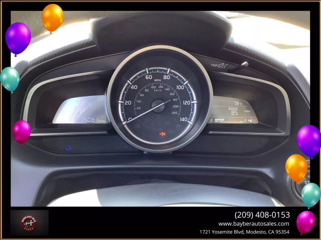 Vehicle image 8 of 34