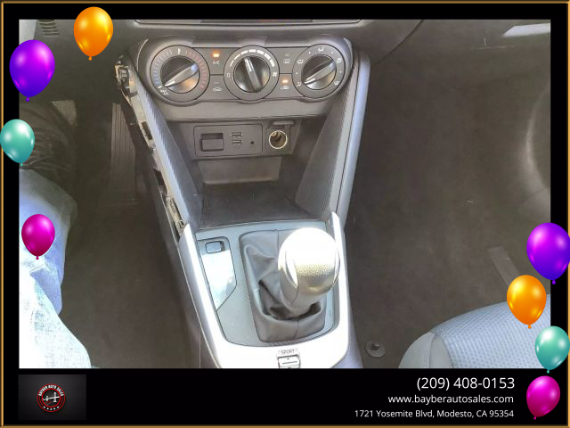 Vehicle image 12 of 34