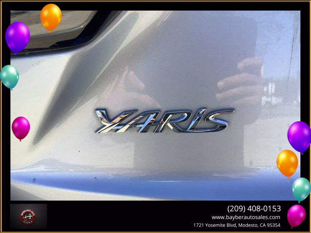 Vehicle image 32 of 34