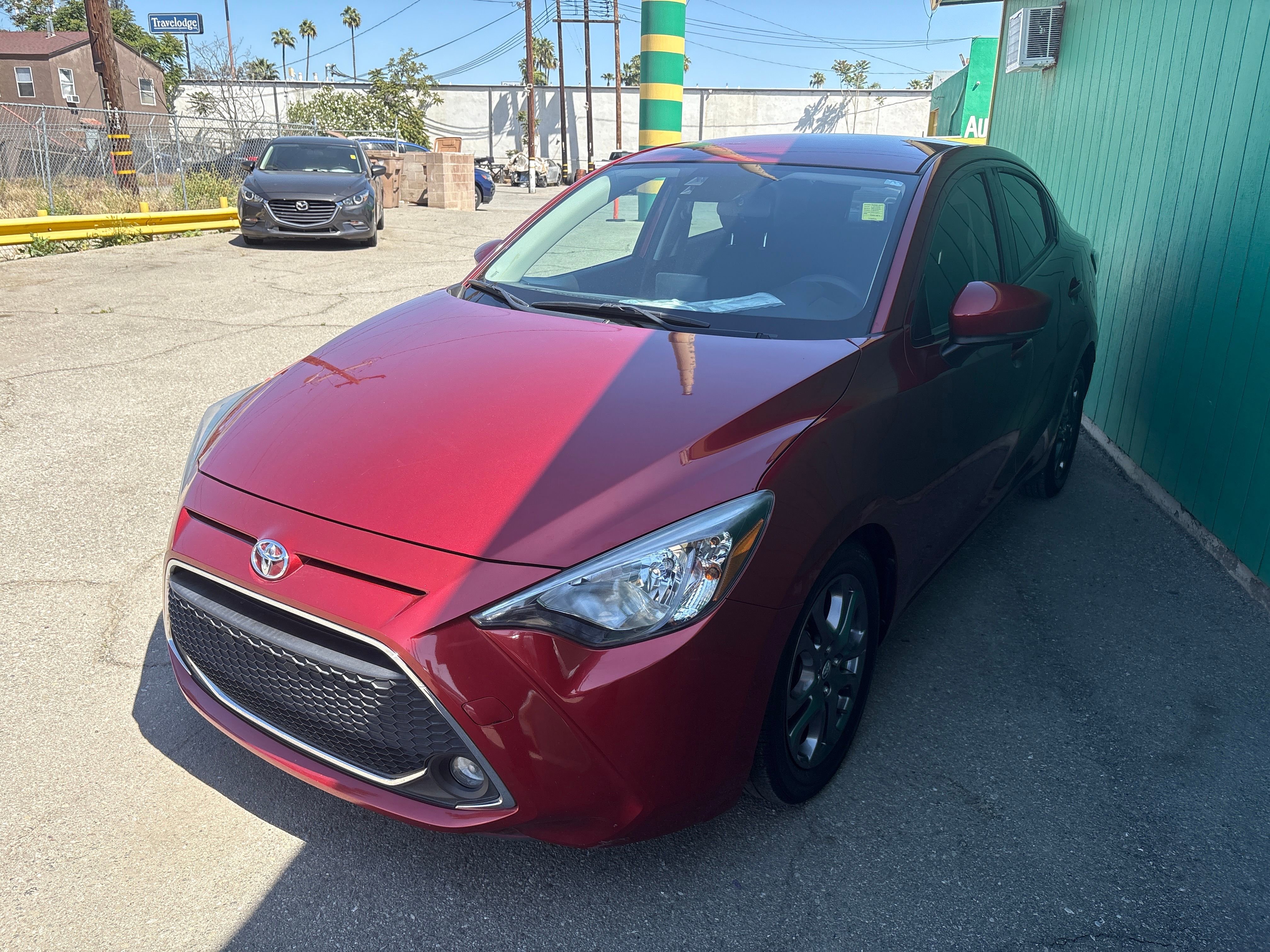 Vehicle image 1 of 10