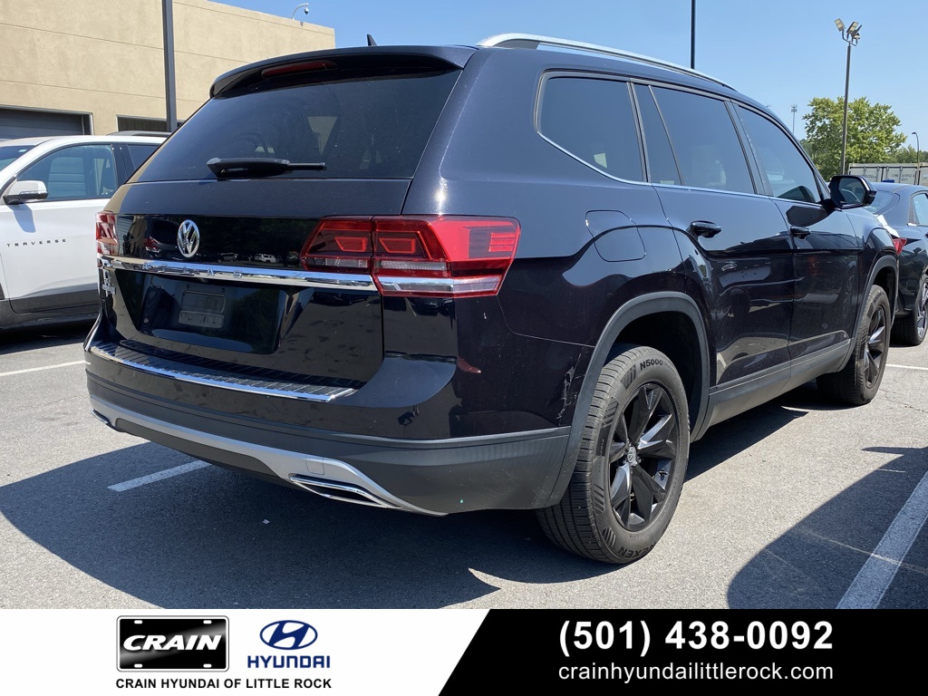 2019 Volkswagen Atlas 2.0T SE Image 2 of 39