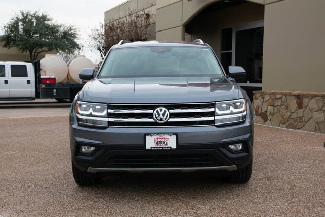 2019 Volkswagen Atlas 2.0T SE Technology Image 2 of 37