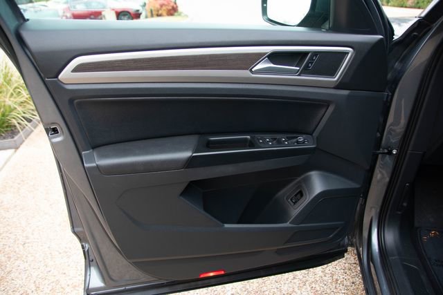 2019 Volkswagen Atlas 2.0T SE Technology Image 26 of 37