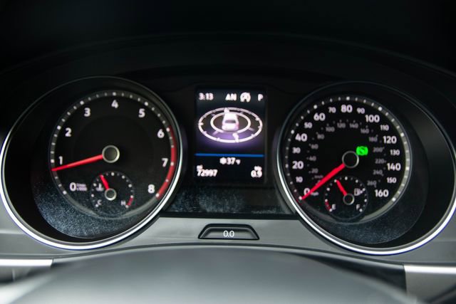 2019 Volkswagen Atlas 2.0T SE Technology Image 16 of 37
