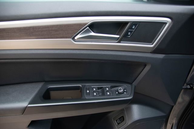 2019 Volkswagen Atlas 2.0T SE Technology Image 27 of 37