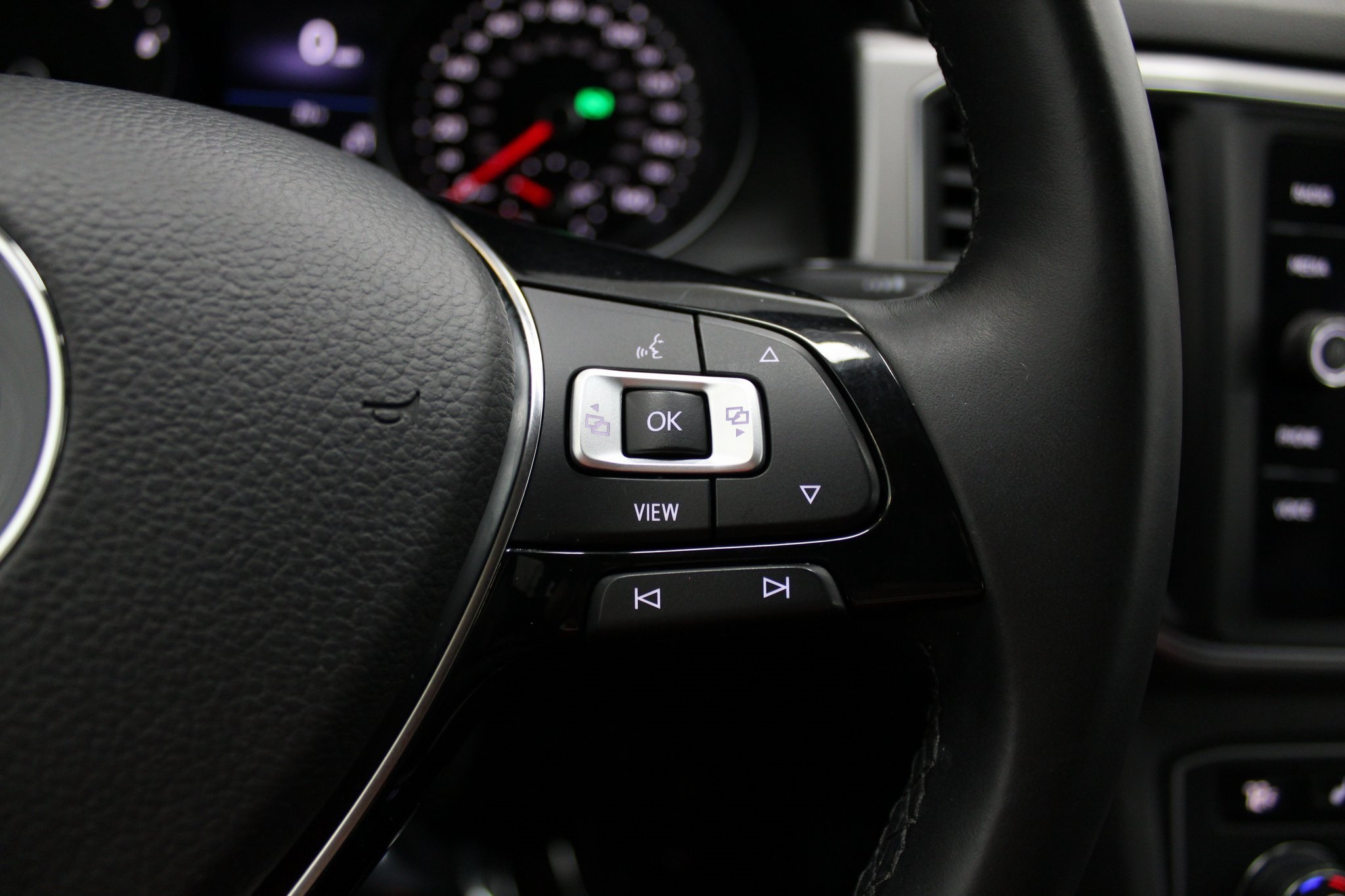 2019 Volkswagen Atlas 3.6L V6 SE Technology Image 39 of 43