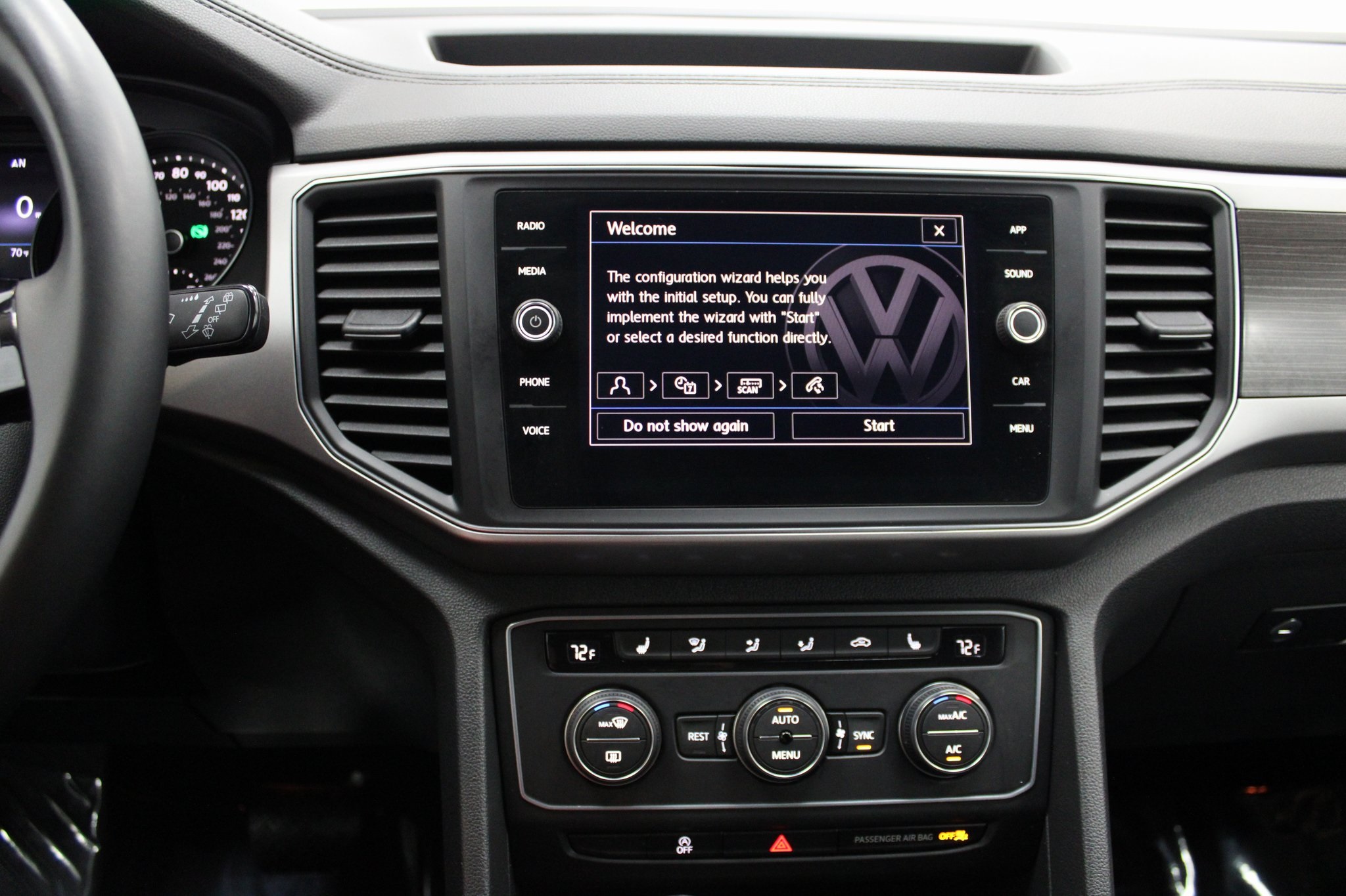 2019 Volkswagen Atlas 3.6L V6 SE Technology Image 21 of 43