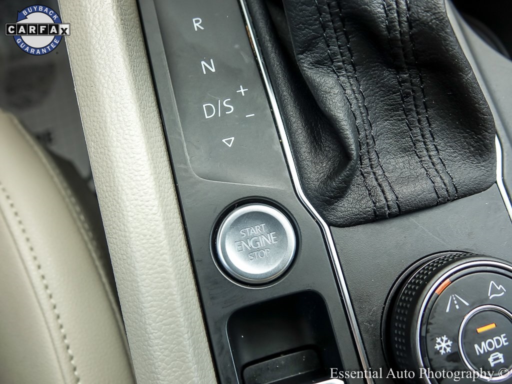 2019 Volkswagen Atlas 3.6L V6 SE Technology Image 17 of 30