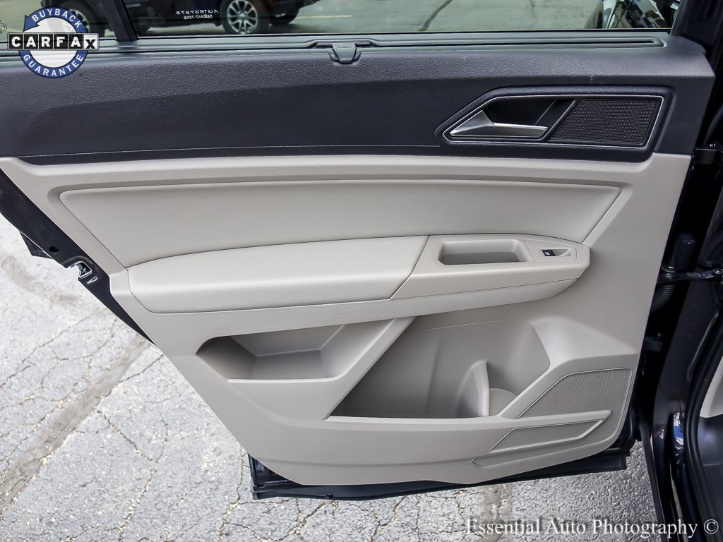 2019 Volkswagen Atlas 3.6L V6 SE Technology Image 21 of 30