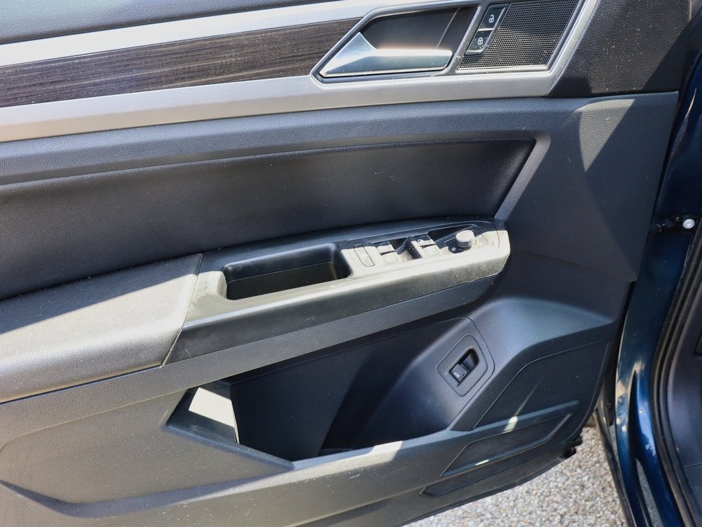 2019 Volkswagen Atlas 3.6L V6 SE Technology Image 27 of 36