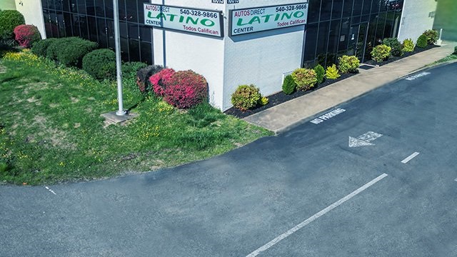Vehicle image 42 of 49