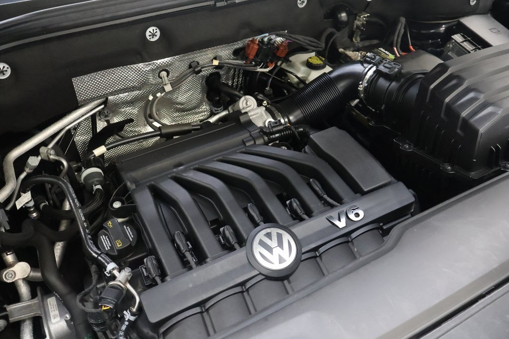 Vehicle image 13 of 49