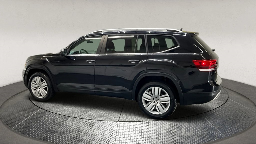 Vehicle image 11 of 49