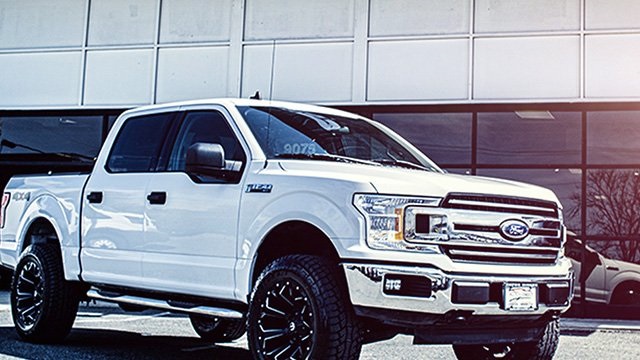 Vehicle image 6 of 49