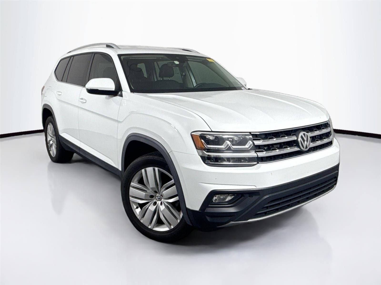 Vehicle image 4 of 18