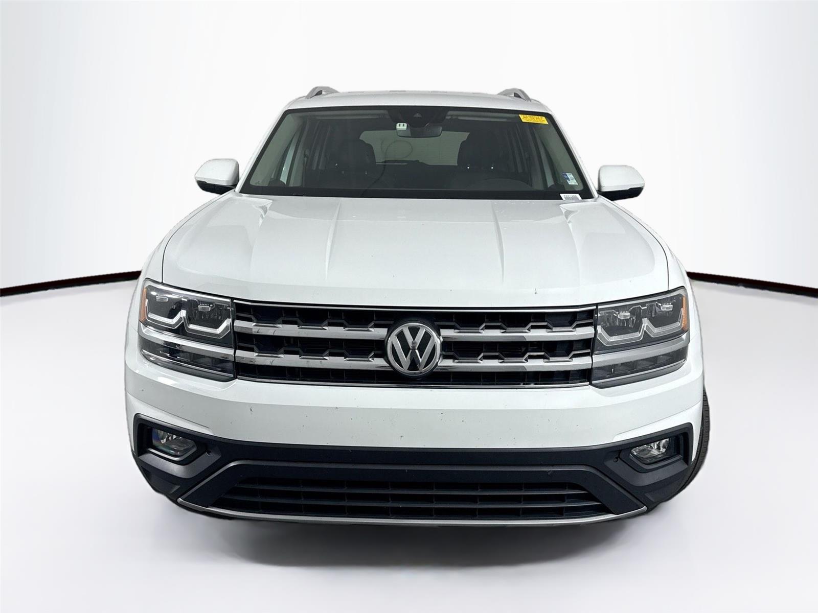 Vehicle image 3 of 18