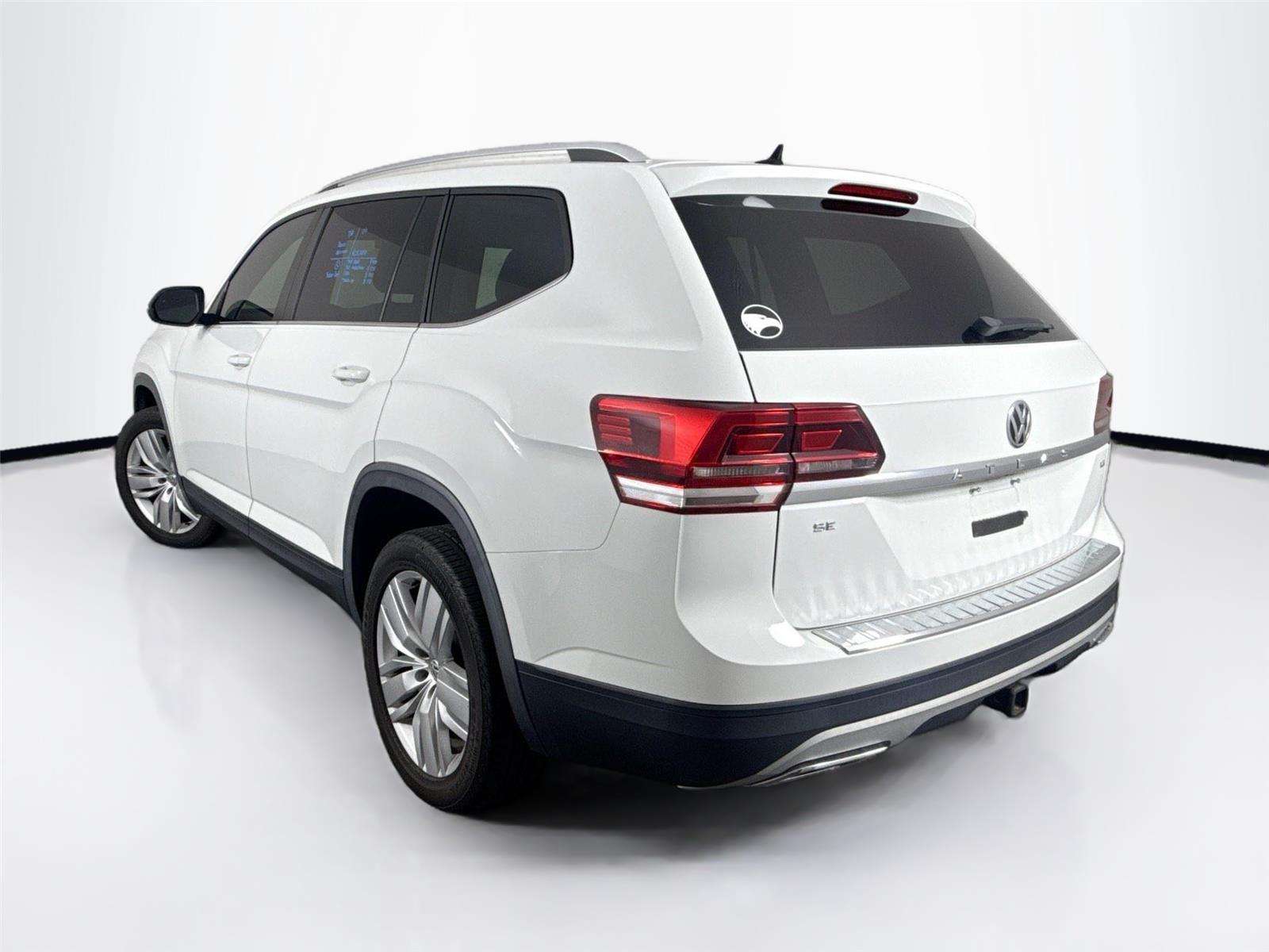 Vehicle image 8 of 18
