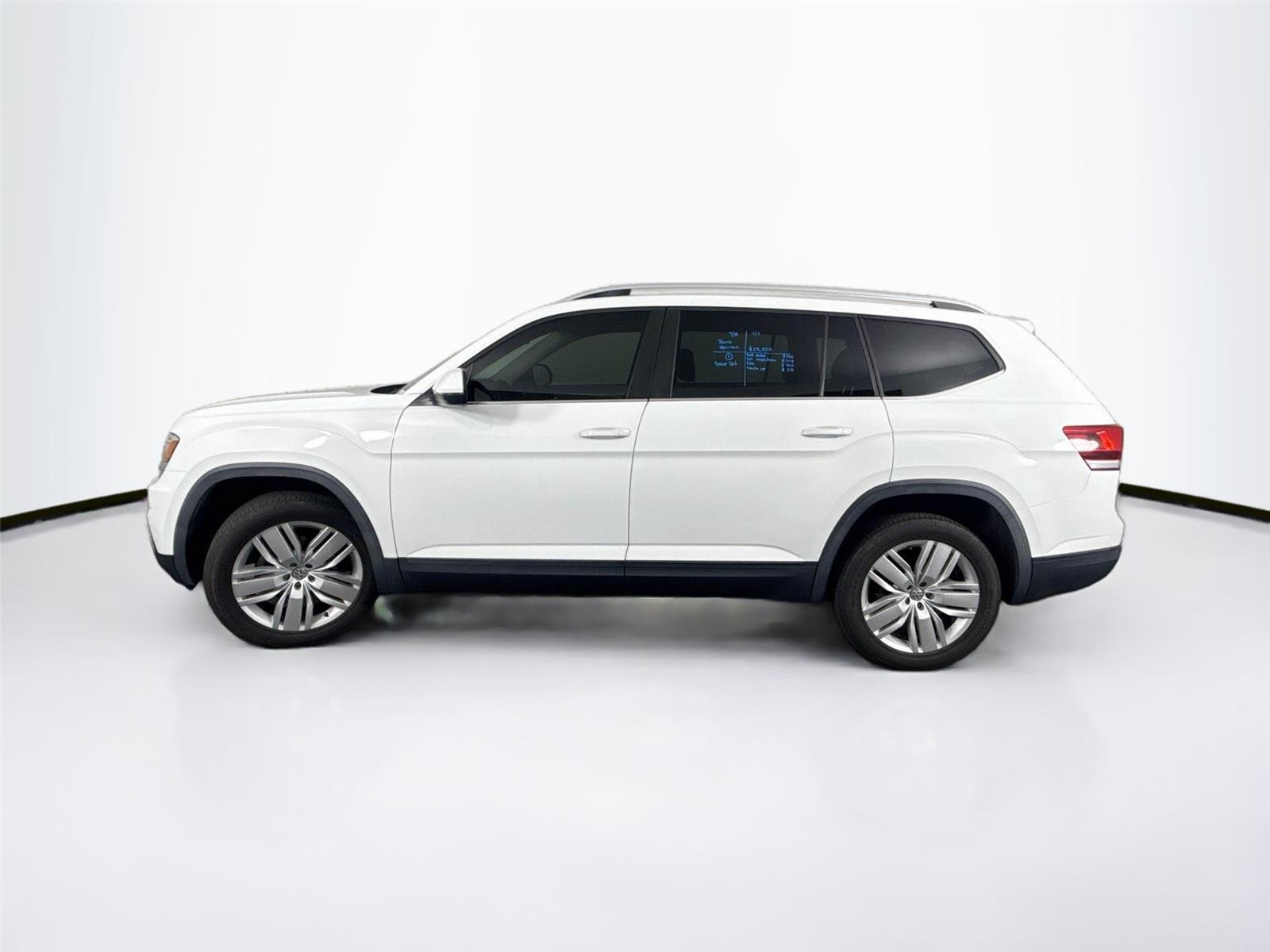 Vehicle image 9 of 18