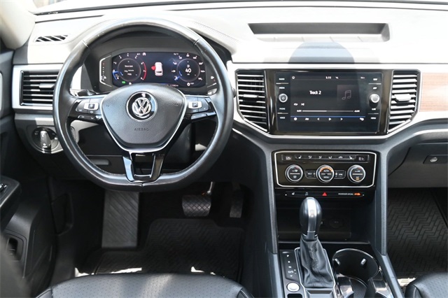 Vehicle image 13 of 31