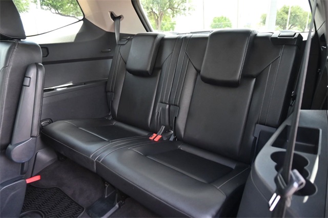 Vehicle image 10 of 31