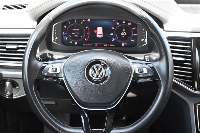 Vehicle image 27 of 31
