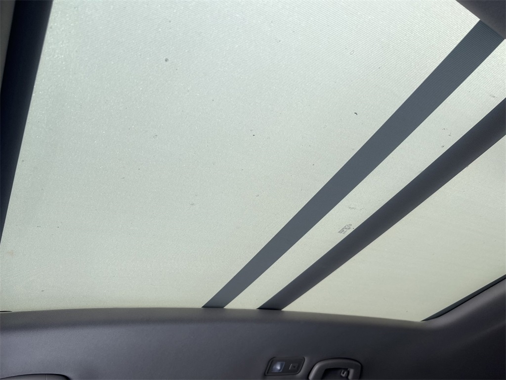 Vehicle image 34 of 34