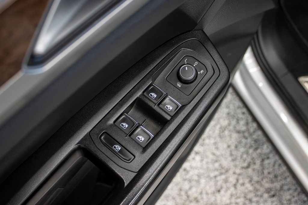 2019 Volkswagen Atlas 3.6L V6 SEL Premium Image 36 of 44