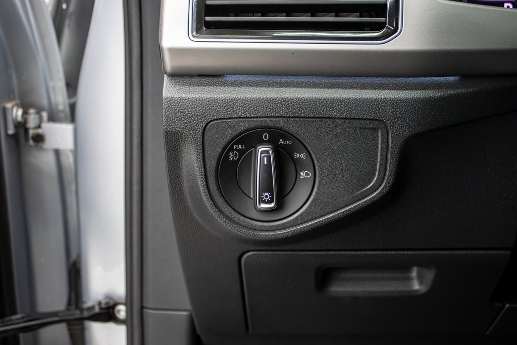 2019 Volkswagen Atlas 3.6L V6 SEL Premium Image 43 of 44