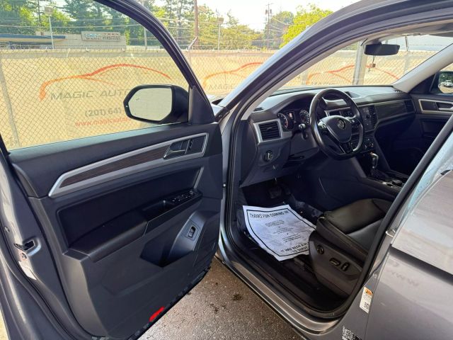 2019 Volkswagen Atlas 3.6L V6 SE Technology Image 38 of 52