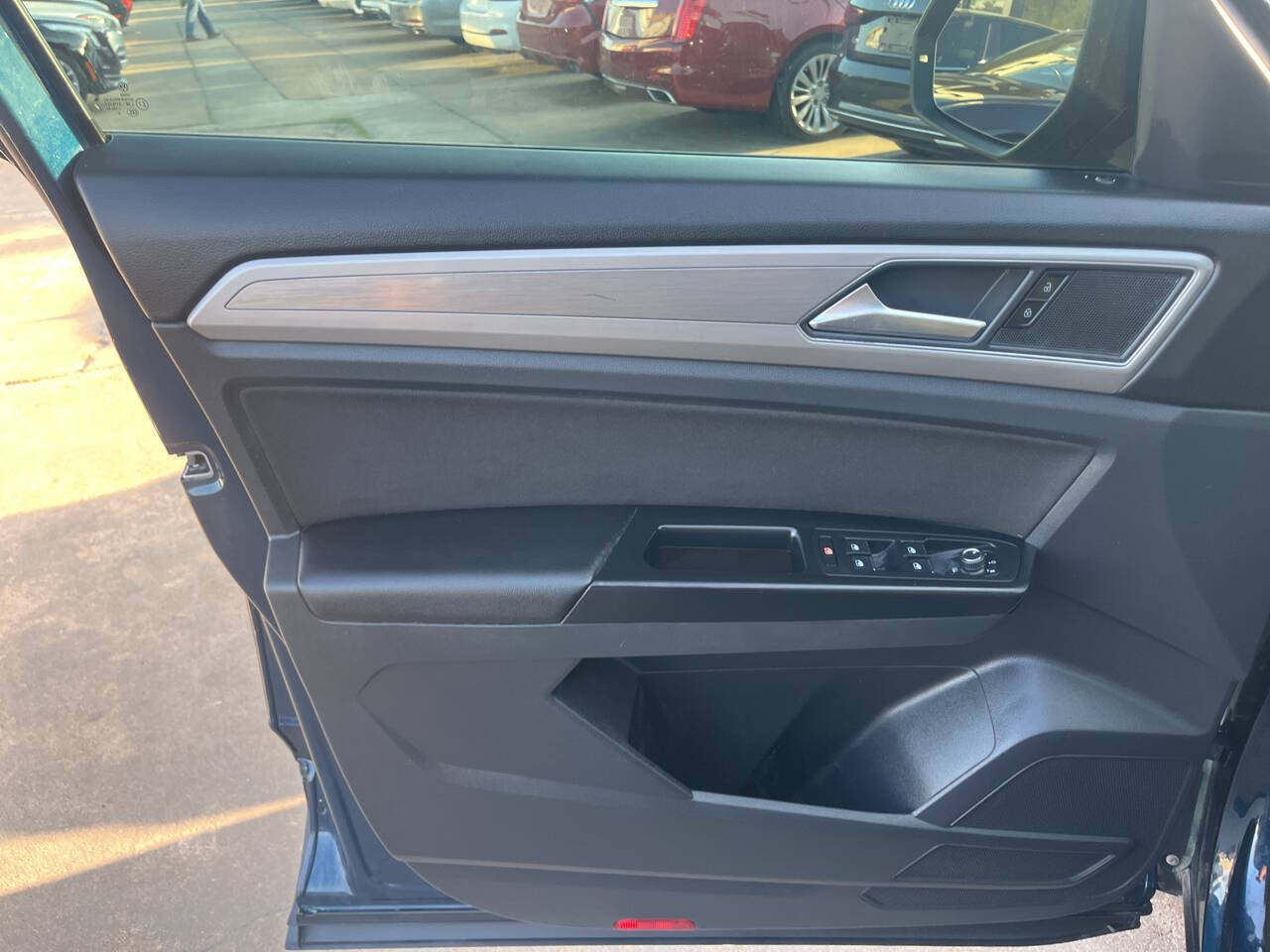 2019 Volkswagen Atlas 2.0T S Image 16 of 18