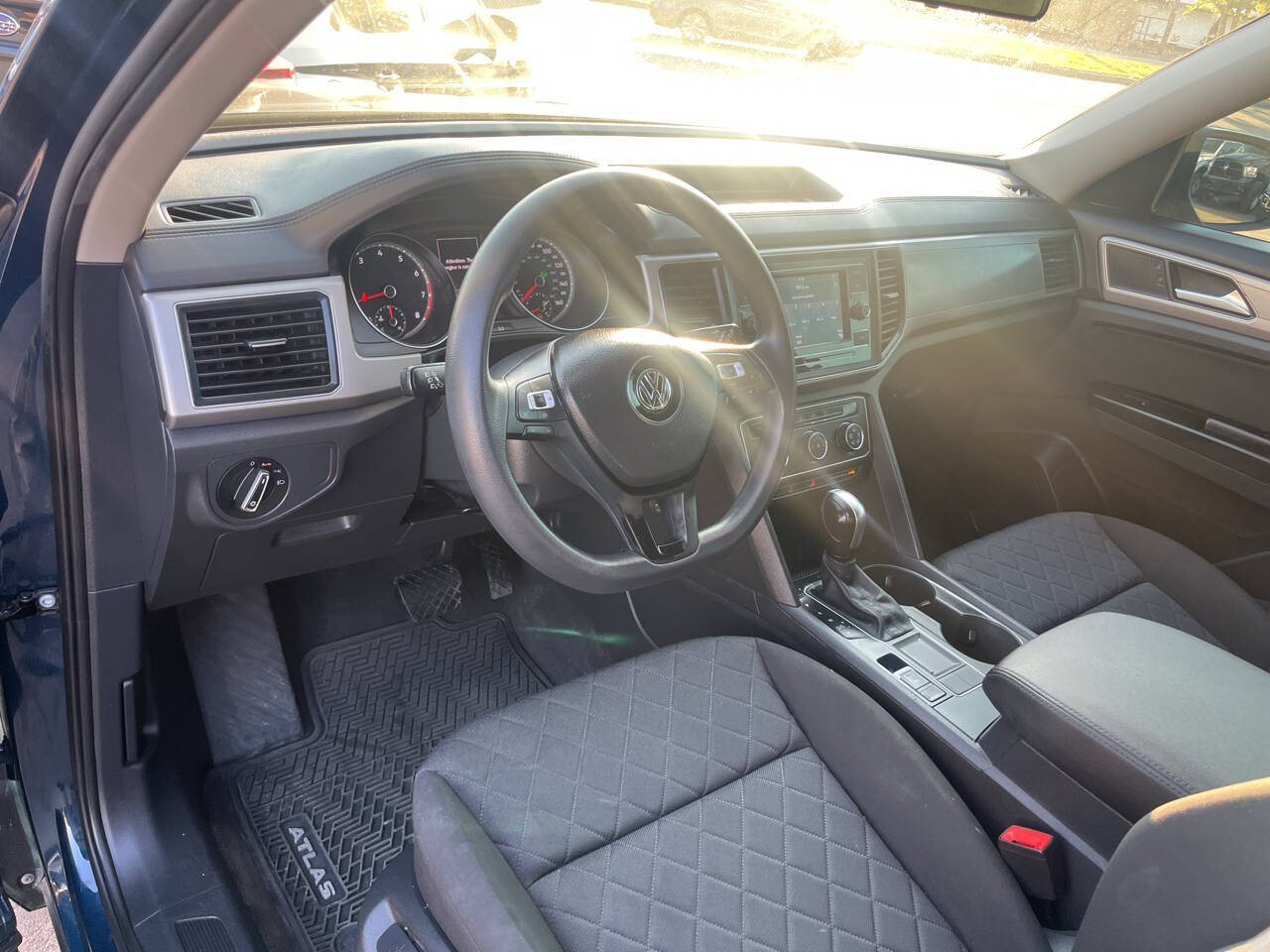 2019 Volkswagen Atlas 2.0T S Image 12 of 18