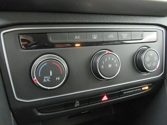 Vehicle image 22 of 48