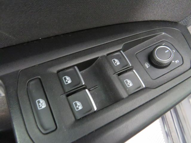 Vehicle image 42 of 48