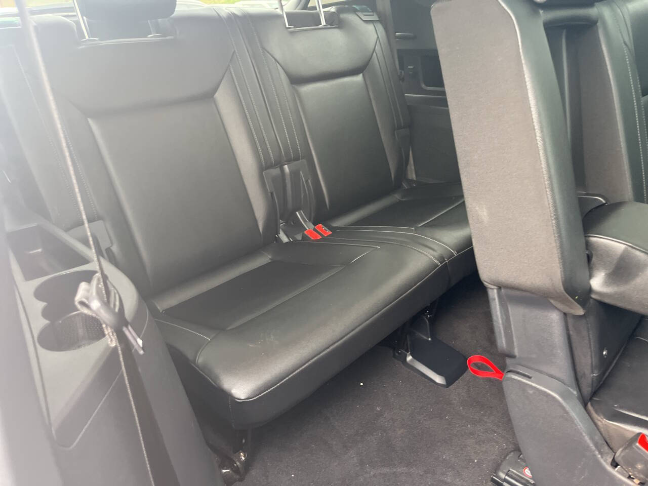 Vehicle image 11 of 13