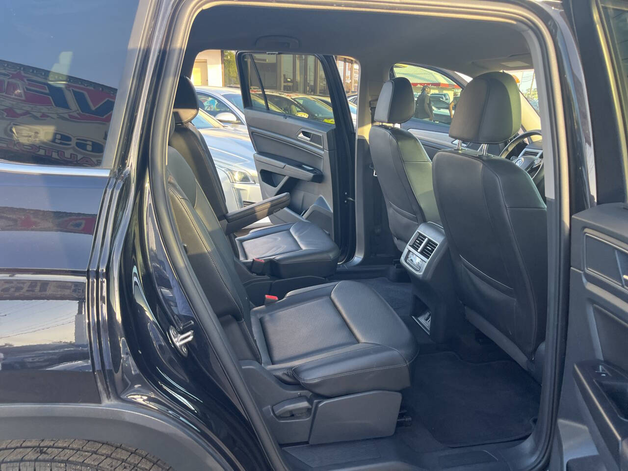2019 Volkswagen Atlas 3.6L V6 SE Image 12 of 20