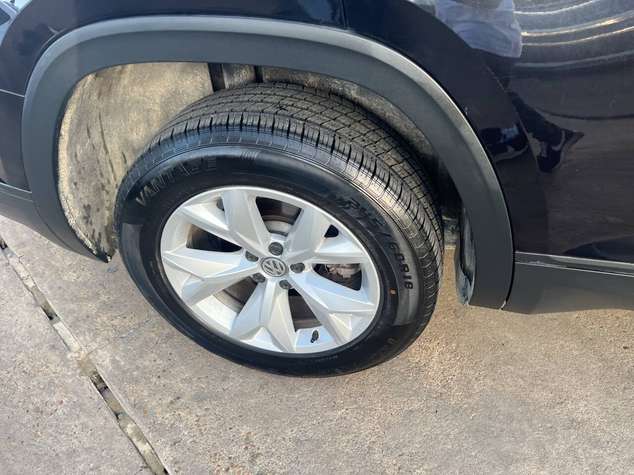2019 Volkswagen Atlas 3.6L V6 SE Image 6 of 20