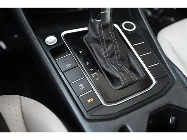 Vehicle image 26 of 27