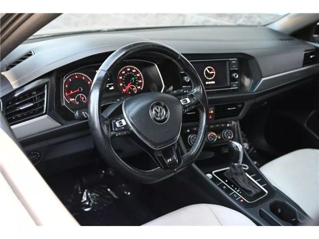 Vehicle image 22 of 27