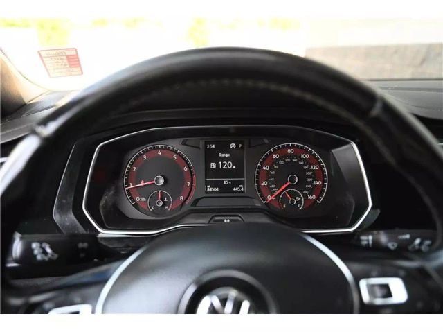 Vehicle image 23 of 27