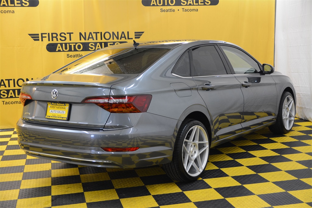 Vehicle image 6 of 31