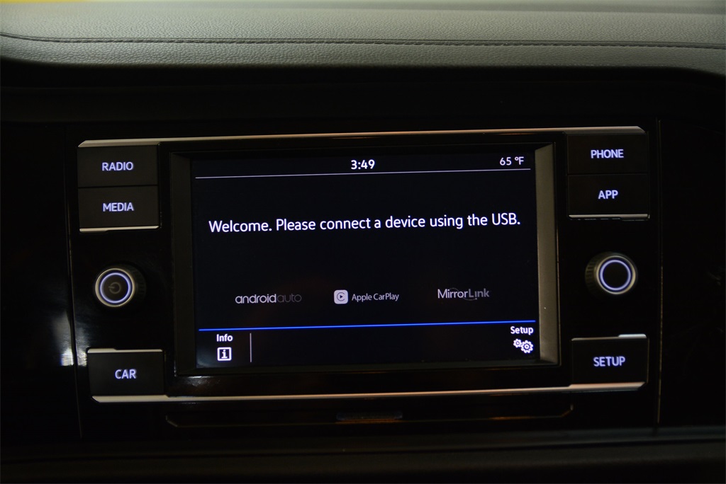 Vehicle image 21 of 31