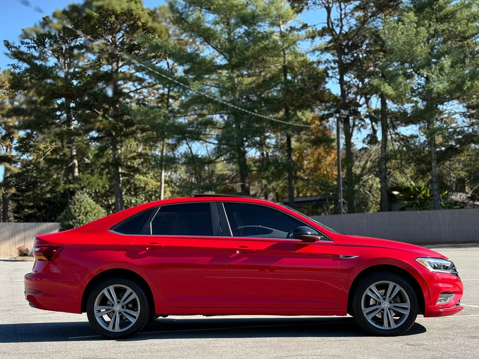 Vehicle image 7 of 44