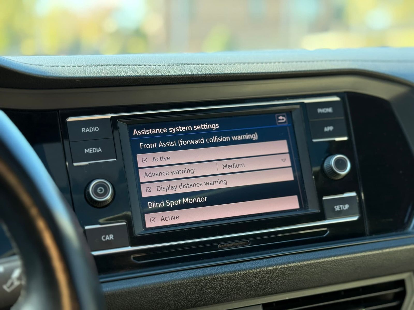 Vehicle image 19 of 44