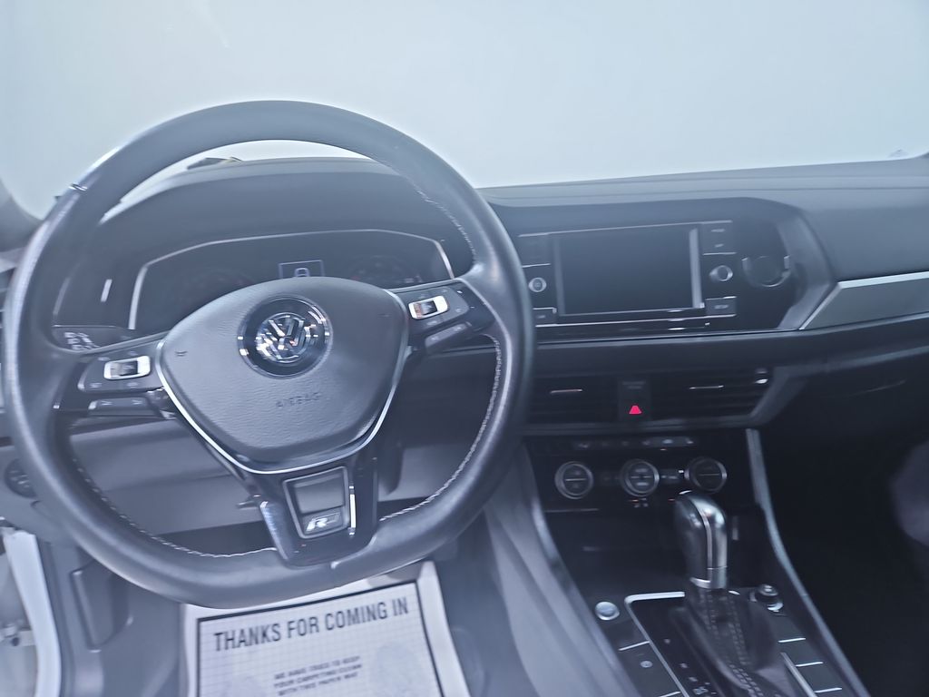 Vehicle image 13 of 30