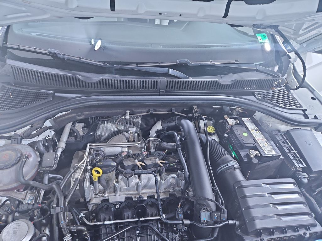 Vehicle image 22 of 30