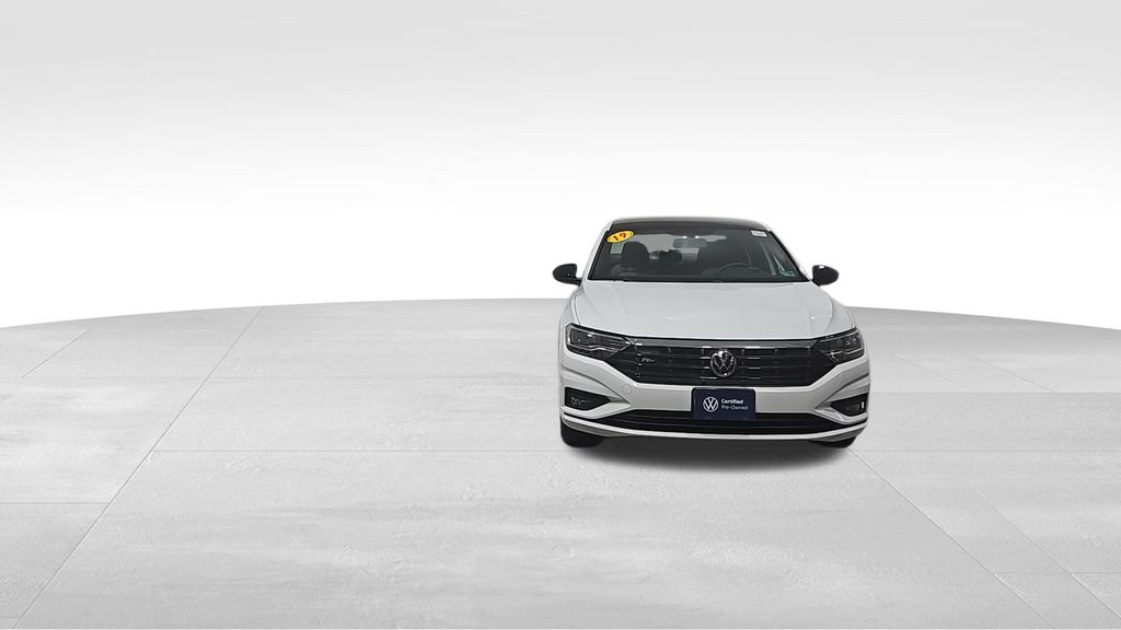 Vehicle image 3 of 30
