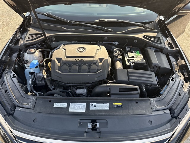 Vehicle image 30 of 35