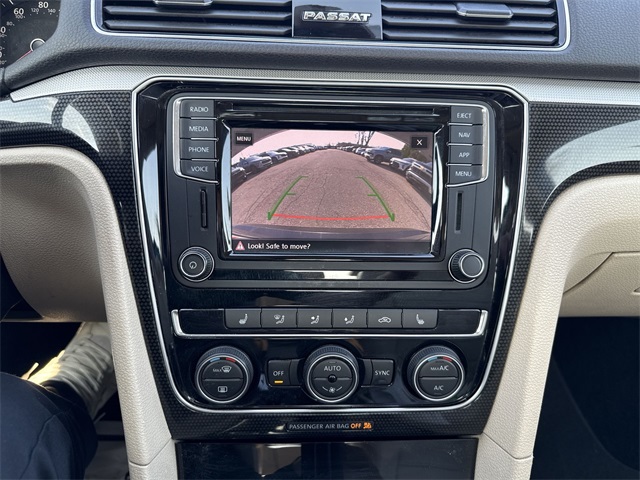 Vehicle image 15 of 35