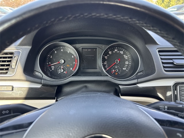 Vehicle image 11 of 35