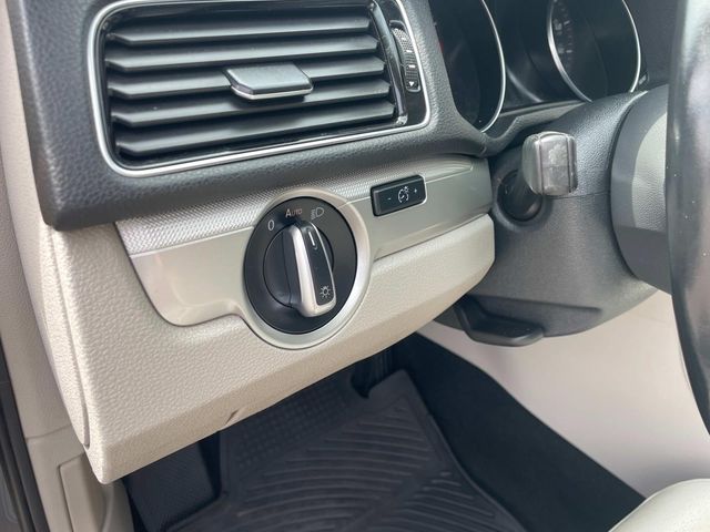 2019 Volkswagen Passat 2.0T Wolfsburg Edition Image 23 of 36